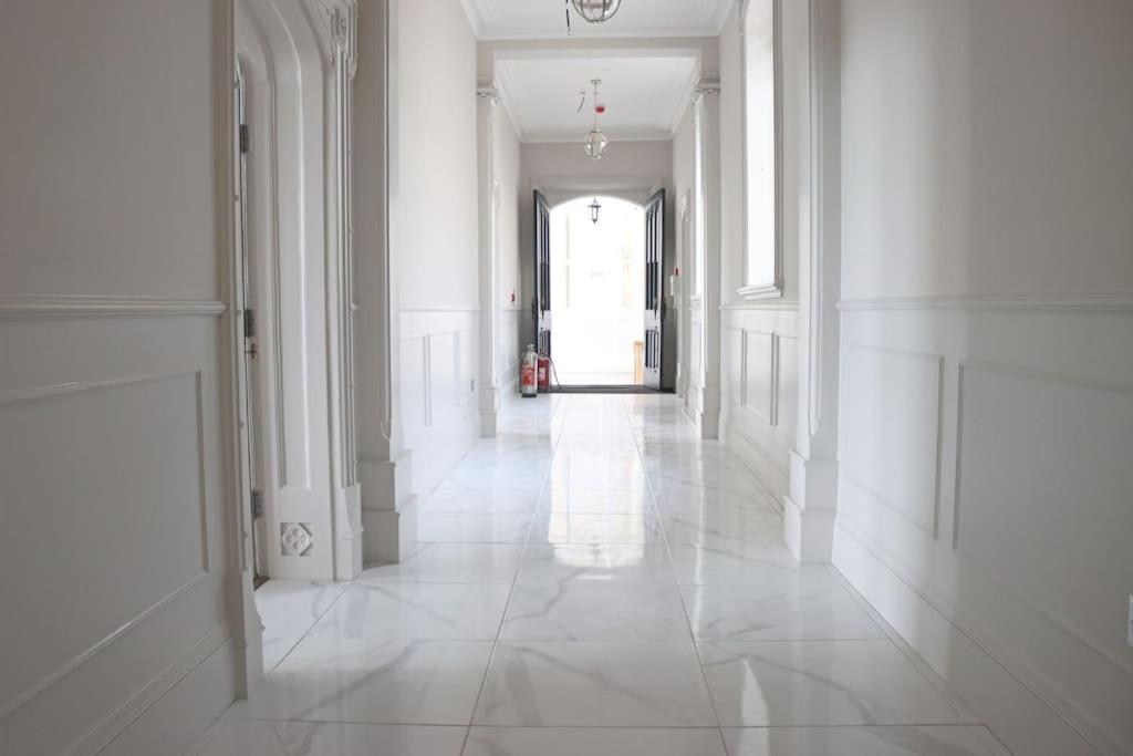 Vive Sea View Getaway Appartement Hastings Buitenkant foto